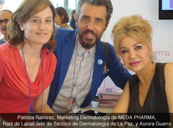 Patricia Ramrez, Marketing Dermatologa de MEDA  PHARMA, Ral de Lucas Jefe de Seccin de Dermatologa de La Paz, y Aurora Guerra.