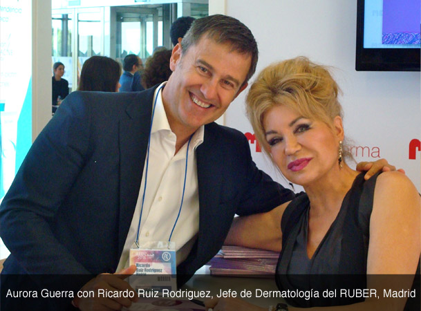 Aurora Guerra con Ricardo Ruiz Rodriguez, Jefe de Dermatologa del RUBER, Madrid
